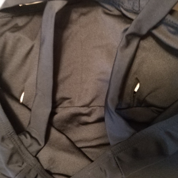 (small flaw) New Without Tags~Scalloped Peplum Tankini Top~black, size small - Picture 10 of 13